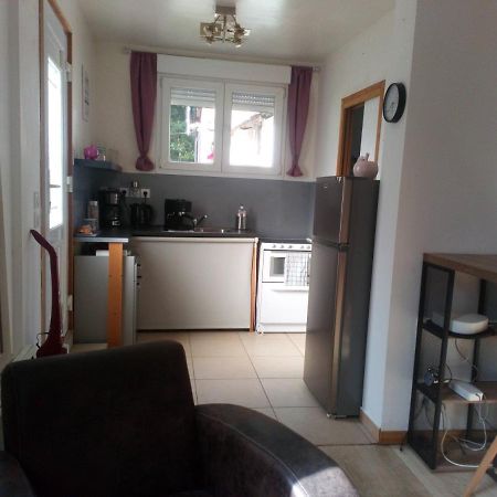 Maison chaleureuse et de détente avec piscine et spa Chassemy Extérieur photo