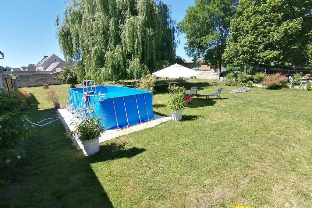 Maison chaleureuse et de détente avec piscine et spa Chassemy Extérieur photo